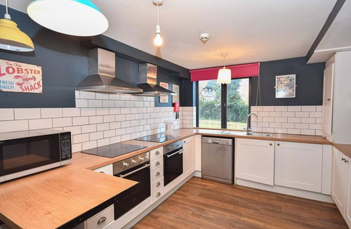 Headingley Apartment | Convenient 4BED Budget Apartment in Headingley