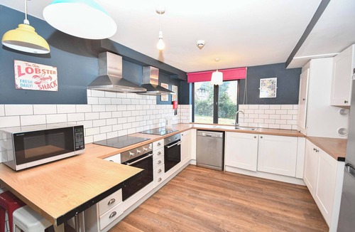 Headingley Apartment | Convenient 4BED Budget Apartment in Headingley