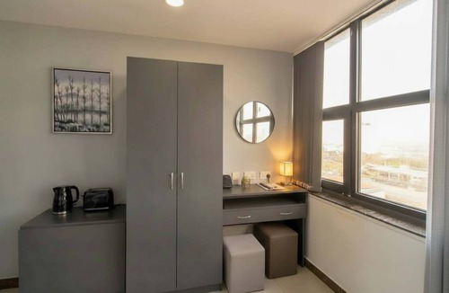 Sunderland City Centre Apartment | Convenient Budget Sunderland Studio with Views