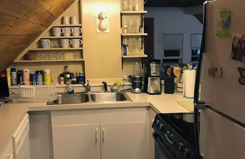 Blowing Rock Cabin | Convenient Location! Cozy Chalet near App Ski Mtn, Between Blowing Rock & Boone