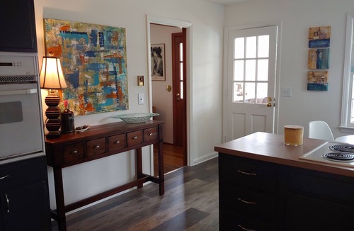 Sedgefield House | Convenient to Colosseum, Aquatics Center, Furniture Market, Sedgefiled Golf