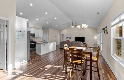 New Bern House | Convenient to New Bern and Havelock!