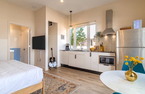 Buena Vista Apartment | Conway by AvantStay | Studio in the Heart of Nashville | Walk to Broadway