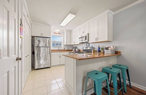 Ocean Sands Condo | Corolla Condo: 350 Ft to Beach, Community Pool Access at Indian Summer Condos
