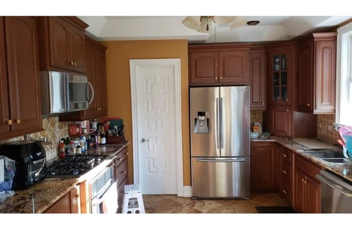 Richlands House | Corporate/event/vacation rental 2br 1.5bt gym indoor hibachi 12 acres Sleeps 4