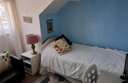 Plymouth House | Cosy Caroline's
