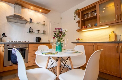 Jesmond Apartment | Cosy Flat in the Heart of Jesmond - Pass the Keys