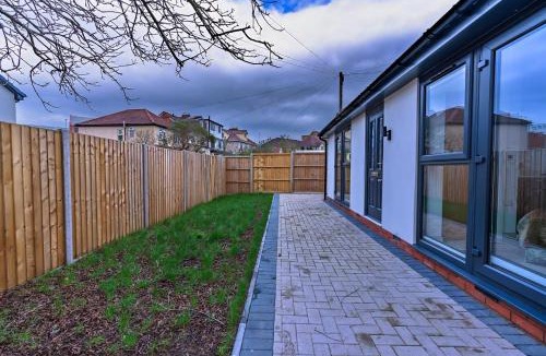 Filton House | Cosy studio with parking and underfloor heating