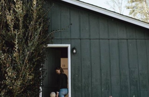 Mount Airy Cottage | Cottage on 70 Acre Winery, Dog Friendly, Outdoor Soaking Tub for 2