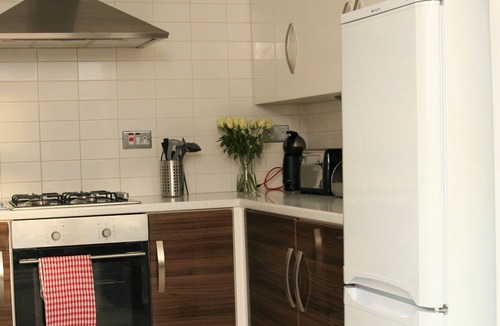 Stanley House | Cottage-Private Bathroom-Countryside view