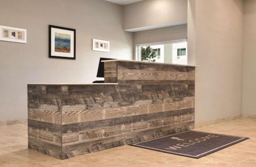 Greensboro Hotel | Country Inn & Suites by Radisson, Greensboro, NC