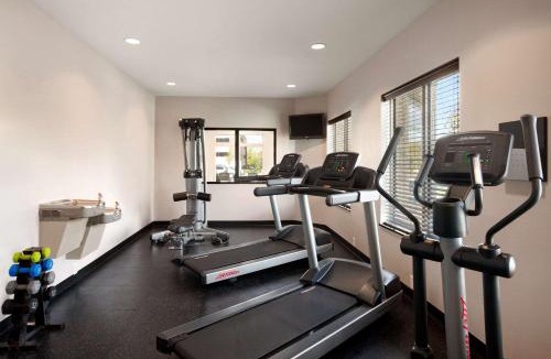 Winterville Hotel | Country Inn & Suites by Radisson, Greenville, NC