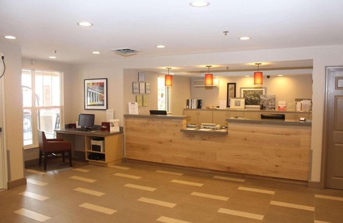 Pennington Bend Hotel | Country Inn & Suites by Radisson, Nashville, TN