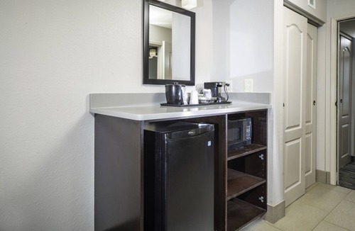 Rocky Mount Hotel | Country Inn & Suites by Radisson, Rocky Mount, NC