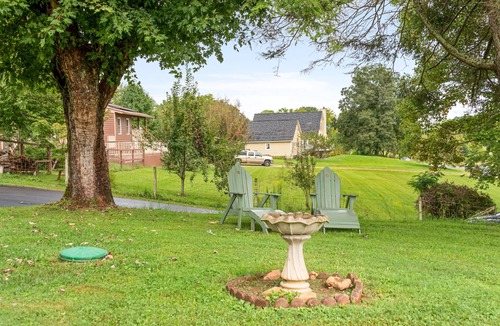 Mills River House | Country Setting. City Convenience. Hot Tub