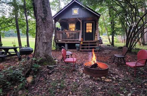 Linden Cabin | Country Sunshine Cabins