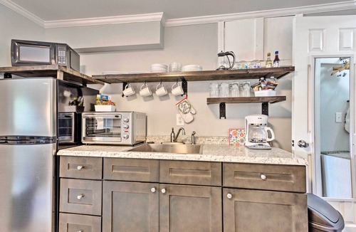 Lake Junaluska Apartment | Couples Retreat with Lake and Mtn Views, Fire Pit