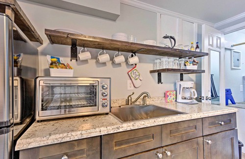 Lake Junaluska Apartment | Couples Retreat with Lake and Mtn Views, Fire Pit