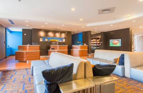 Charlotte Hotel | Courtyard by Marriott Charlotte Airport/Billy Graham Parkway