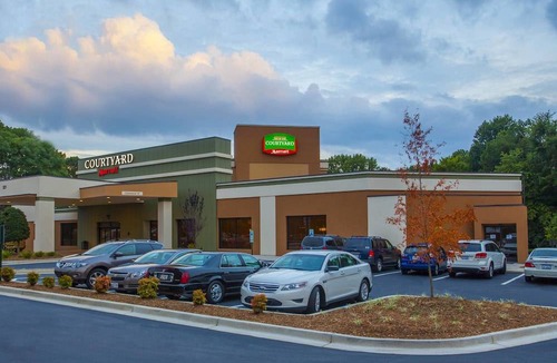 Charlotte Hotel | Courtyard by Marriott Charlotte Airport/Billy Graham Parkway