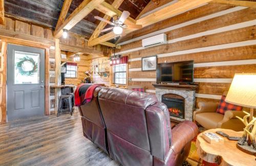 Cosby House | Covered Deck & Fire Pit: Smoky Mountain Cabin