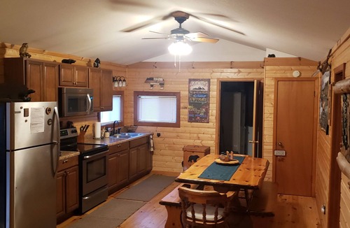 Franklin Cabin | Cowee Valley Rustic Cabin Getaway