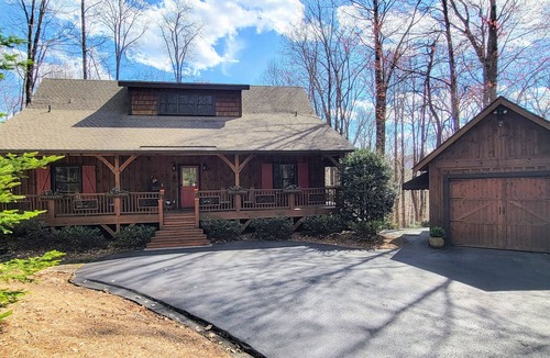 Sapphire House | Cownie Cabin of Sapphire Valley, Cownie Cabin of Sapphire Valley