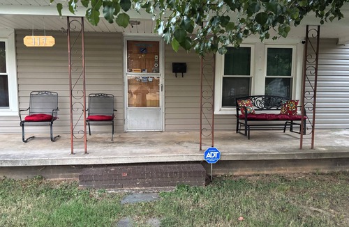 Salisbury House | Cozy 1-bedroom house in welcoming Salisbury with AC