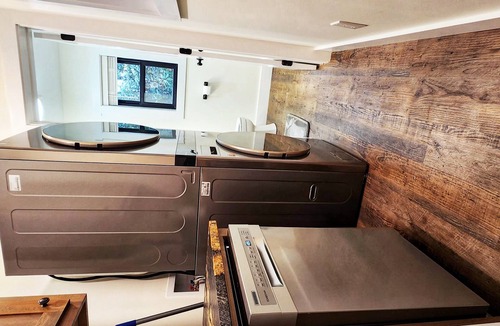 Boone Ski Chalet | Cozy 2-bedroom bohemian chalet in Banner Elk, convenient location in Mill Ridge