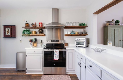 Roaring Gap Condo | Cozy 2-bedroom condo with stunning mountain and sunset views in Roaring Gap, NC.