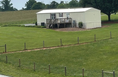 Wittenburg House | Cozy 2-bedroom Mobile home on farmland in charming Bethlehem