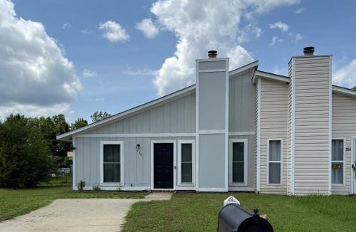 Piney Green House | Cozy 2BR Hideaway - I Heart Jacksonville