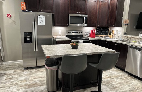 Shelby House | Cozy 3 bedroom ranch style home in the heart of uptown