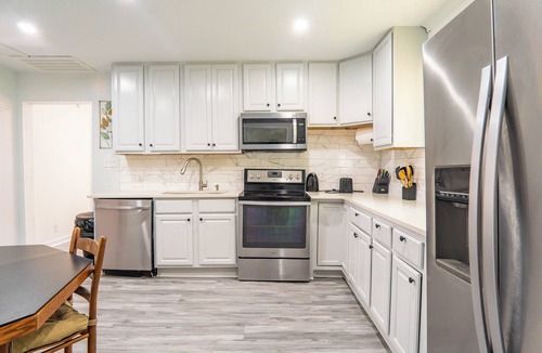 Paw Creek House | Cozy 3BR Charlotte Retreat Near Uptown
