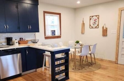 Hamptonville House | Cozy 4 Bedroom Cottage on Historic 120 acre Farm