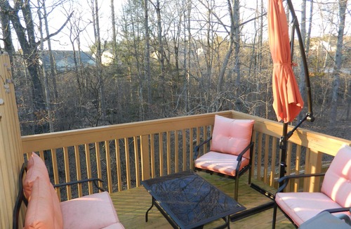 Greensboro House | Cozy and Convenient Furnished Townhome w/view