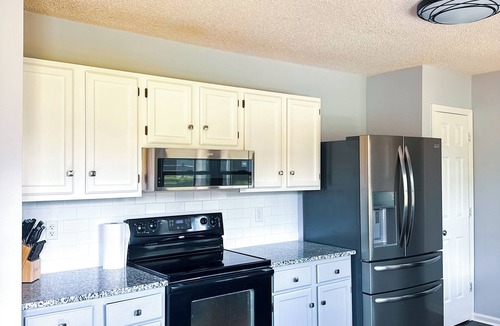 Indian Trail House | Cozy and gorgeous ranch in Matthews.