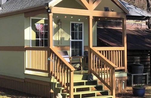 Forsyth County House | Cozy and Peaceful Tiny House on a 100-acre Farm