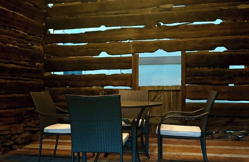 Forsyth County House | Cozy and Peaceful Tiny House on a 100-acre Farm