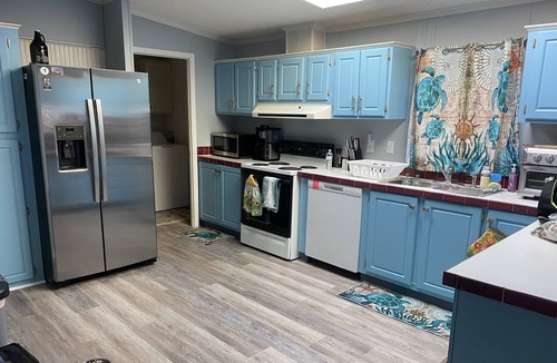 Hampstead House | Cozy Beach Getaway