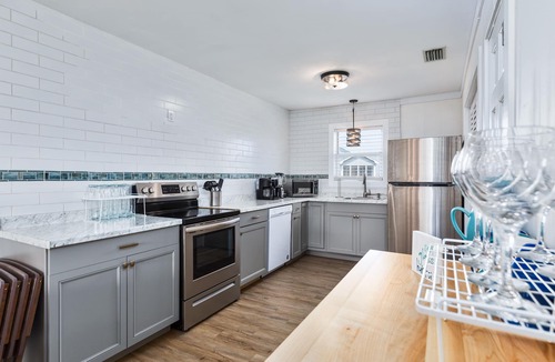 Ocean Sands Condo | Cozy, Beautifully Appointed, Close to Beach!