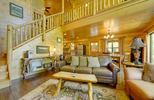 Bryson City House | Cozy Bryson City Cabin with Mountain Views!