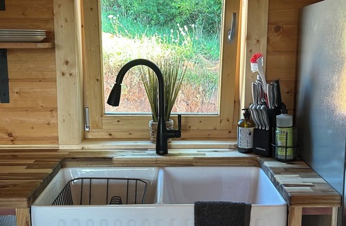 Weaverville Cabin | Cozy Cabin Mountain View’s