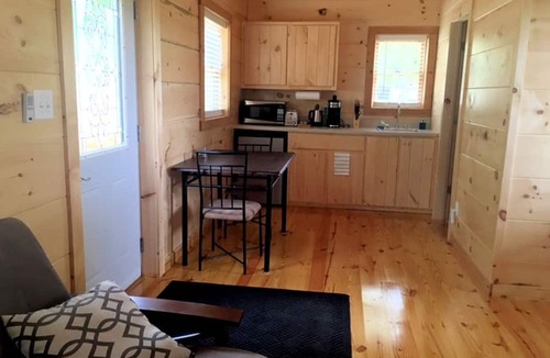 Purlear Cabin | Cozy Cabin Rental for Couples' Getaway near Blue Ridge Parkway, North Carolina