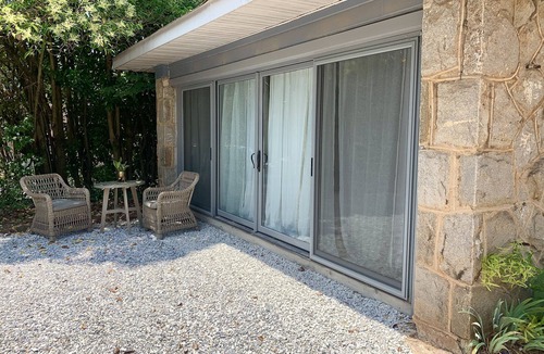 Forest City House | Cozy Carriage House in Downtown Forest City!