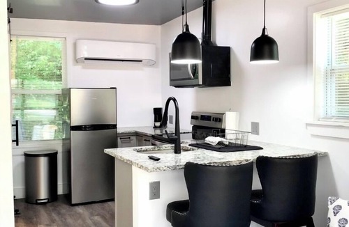 Chapel Hill Apartment | Cozy Chapel Hill Studio Retreat; near downtown & UNC!