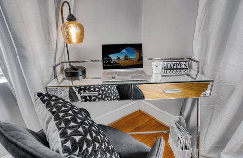 Dilworth House | Cozy & Charming Home, Minutes to Everything!
