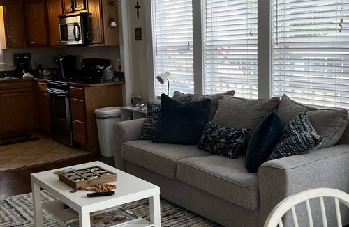 Colington House | COZY COMFORT between the bay and the ocean.