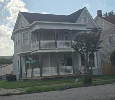 Portsmouth House | Cozy Condo Near Portsmouth Naval