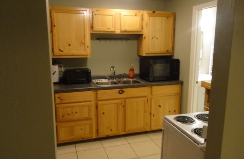 Asheville Apartment | Cozy country studio apt 5 mins to downtown Asheville.
